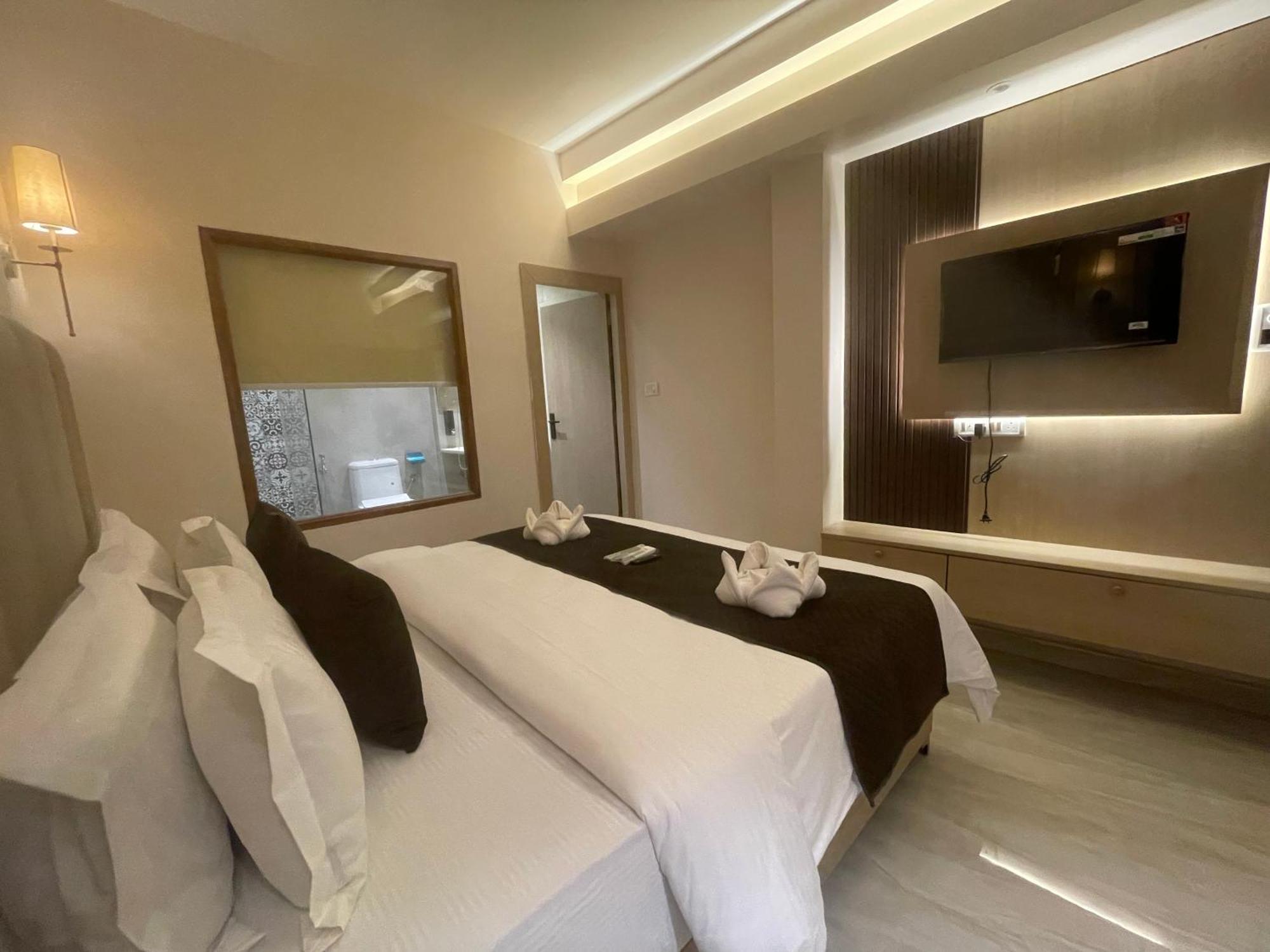 Royal Casa Baga Hotel Ngoại thất bức ảnh