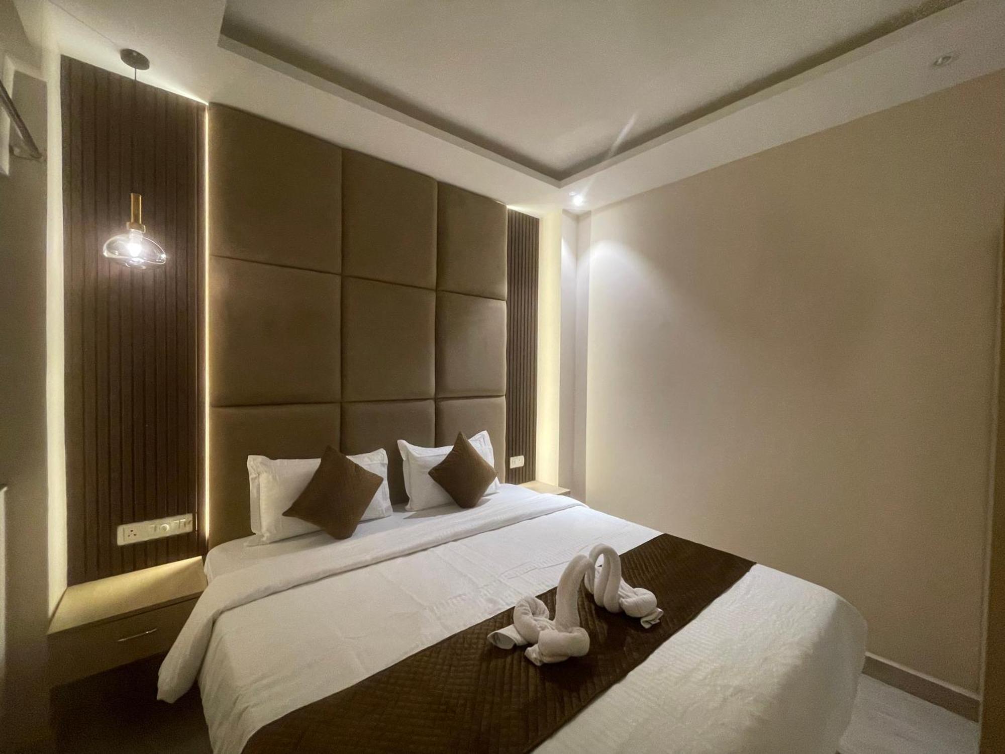Royal Casa Baga Hotel Ngoại thất bức ảnh