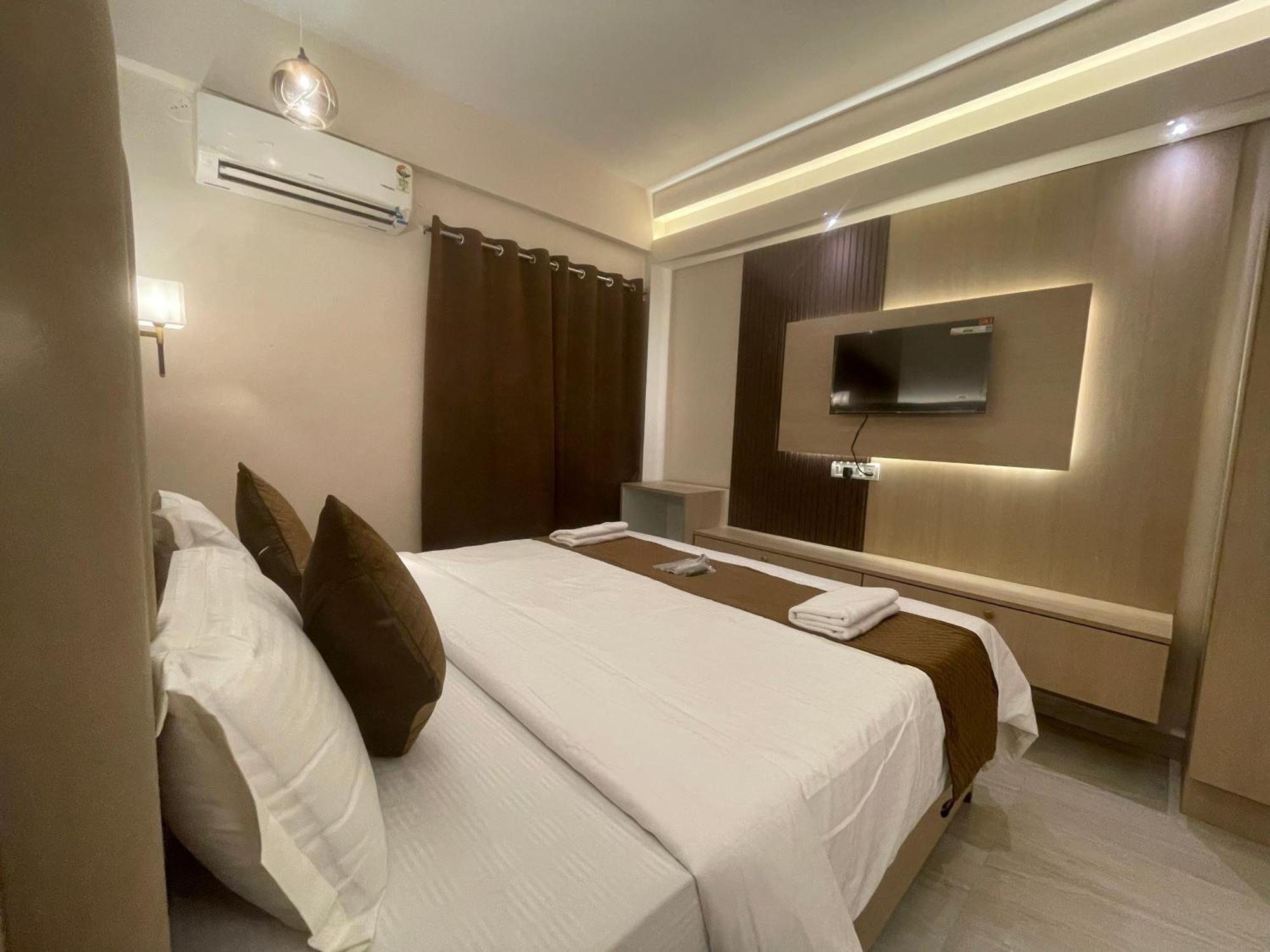 Royal Casa Baga Hotel Ngoại thất bức ảnh