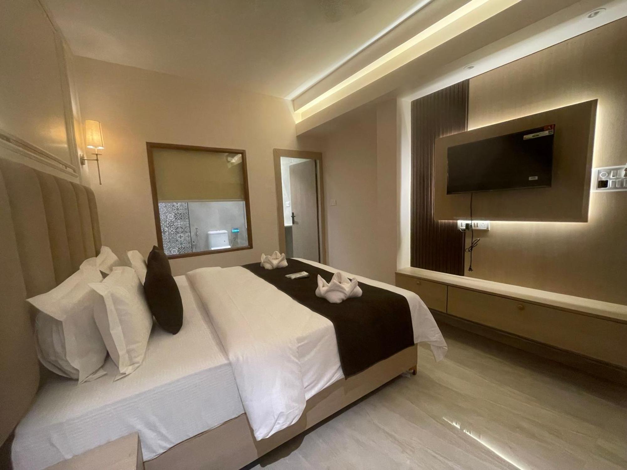 Royal Casa Baga Hotel Ngoại thất bức ảnh