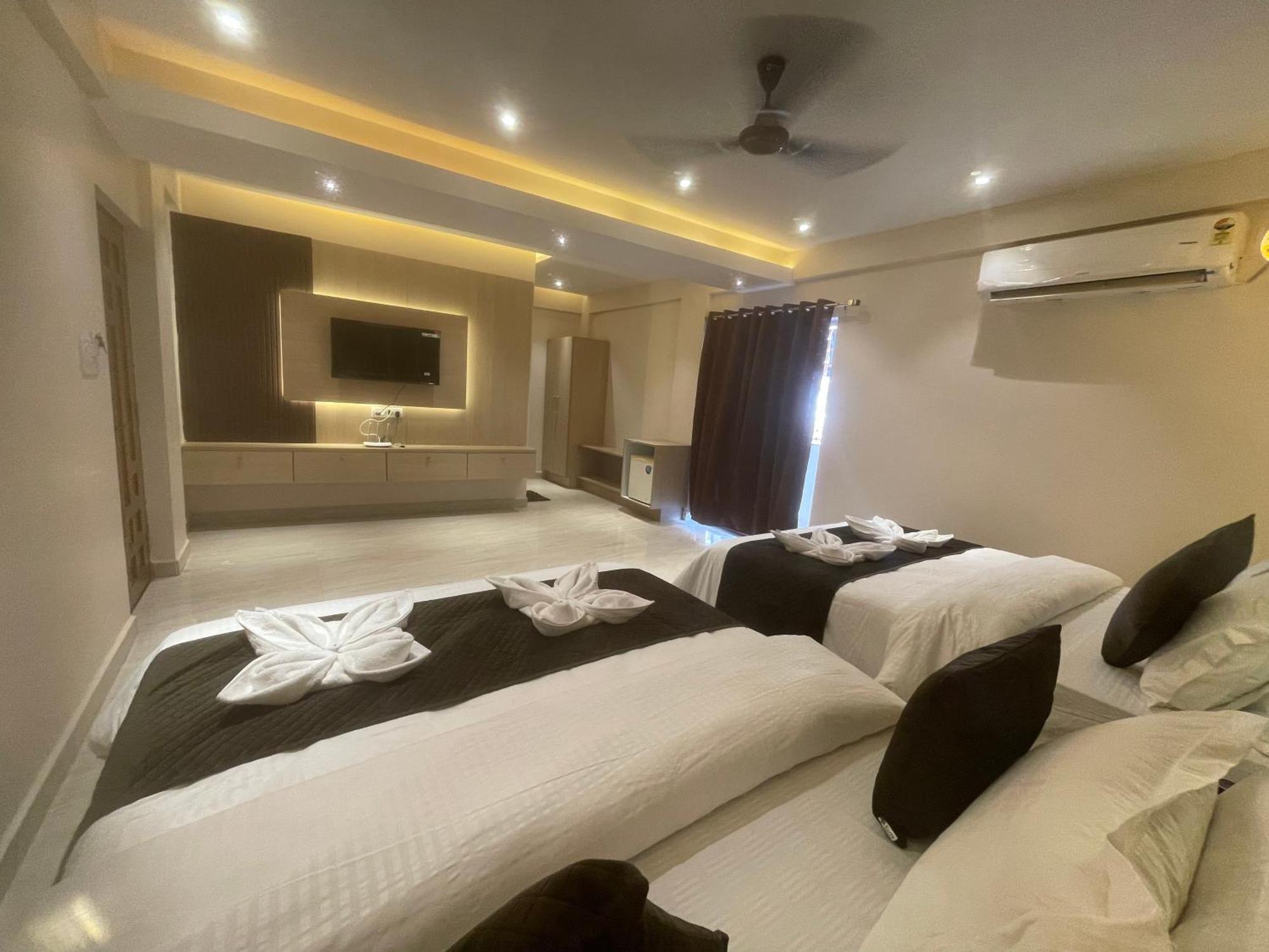 Royal Casa Baga Hotel Ngoại thất bức ảnh