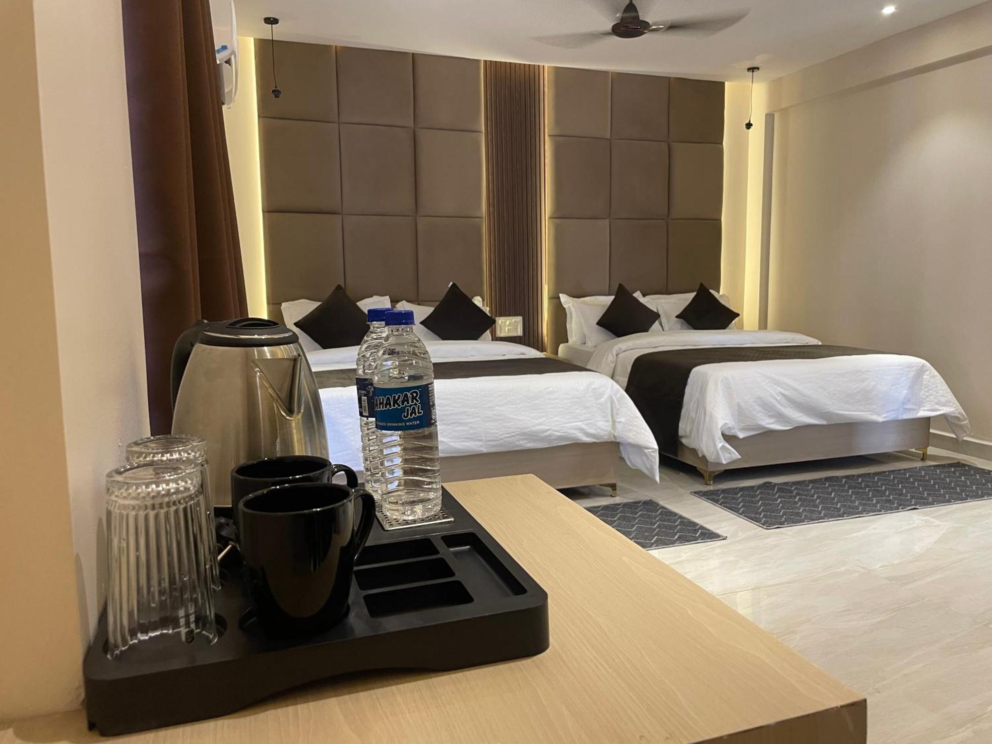 Royal Casa Baga Hotel Ngoại thất bức ảnh