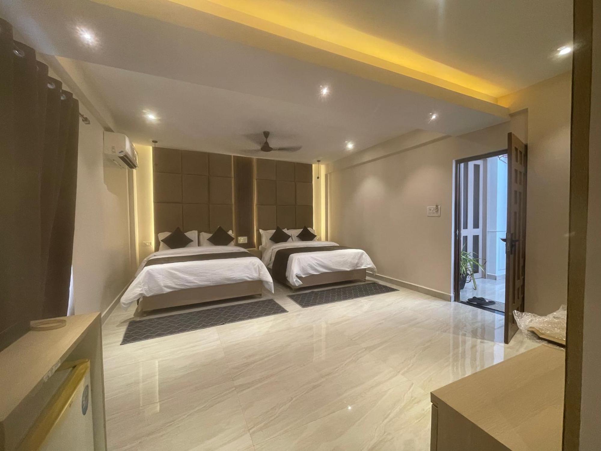 Royal Casa Baga Hotel Ngoại thất bức ảnh